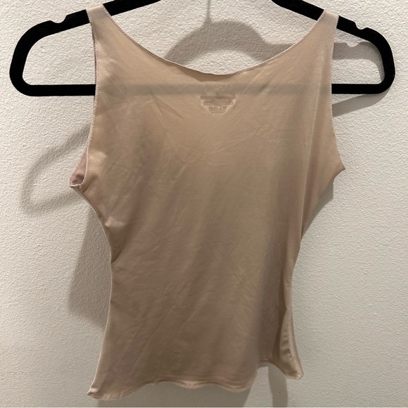 SPANX Smoothing Shapewear Camisole Tank Size Medium - Picture 5 of 5